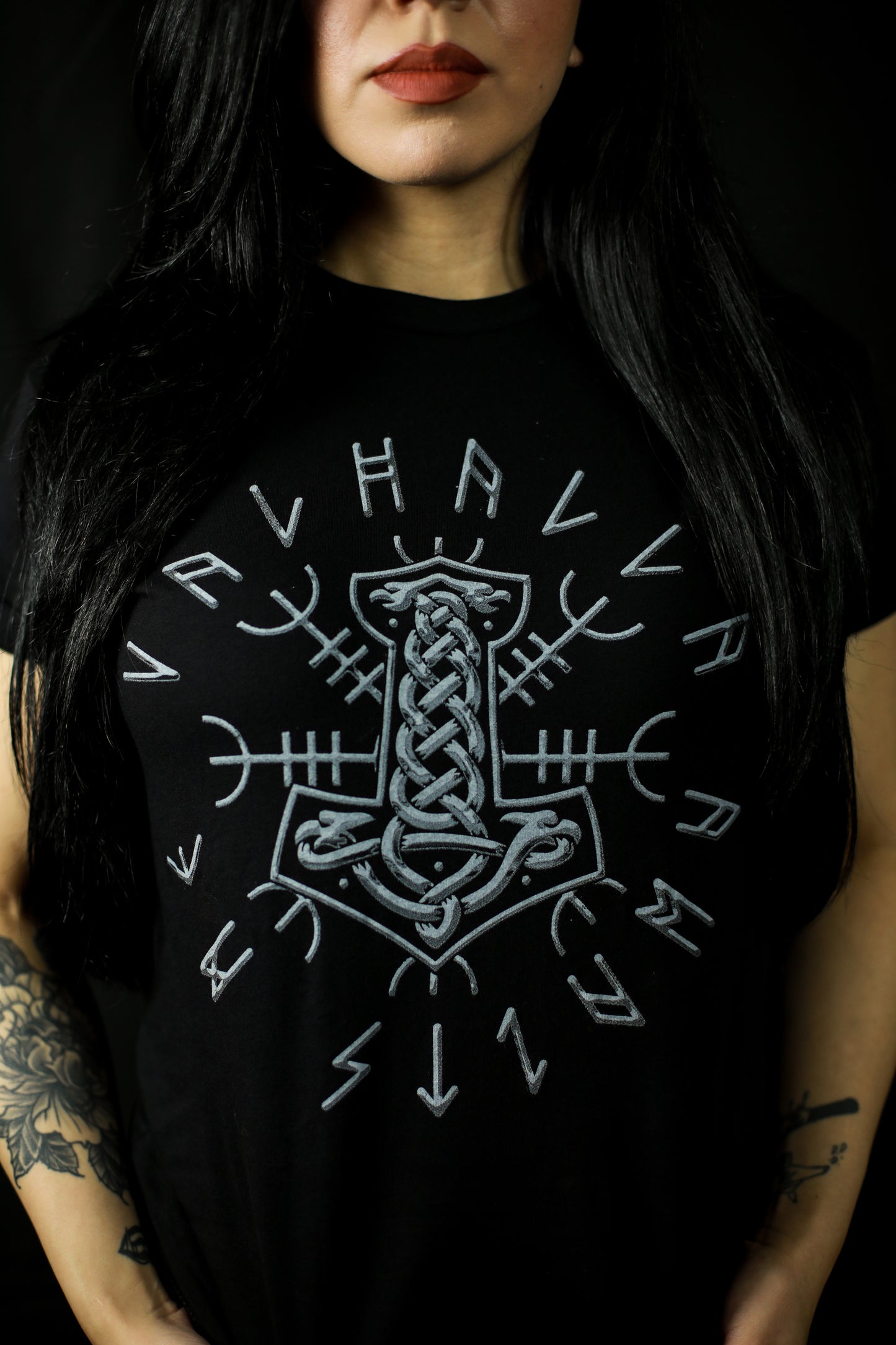 Valhalla tee “Black”